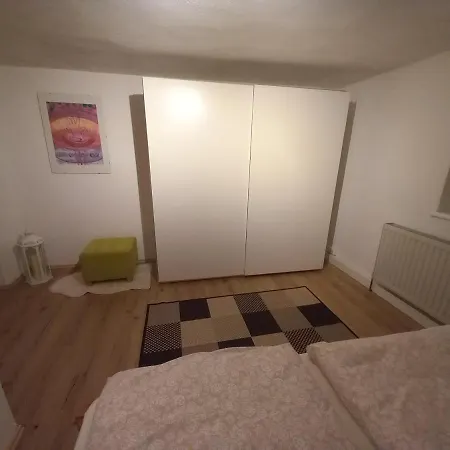 M & M Apartment *